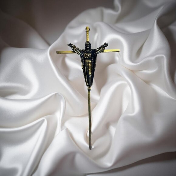 Unknown Other - Mid-Century Bronze & Brass Crucifix – Modernist “Risen Christ” Cross Wall Hangin